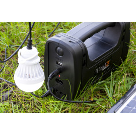 KIT INCLUDING SOLAR PANEL, POWER STATION, 3 160lm LED BULBS