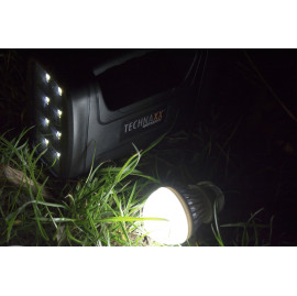 KIT INCLUDING SOLAR PANEL, POWER STATION, 3 160lm LED BULBS