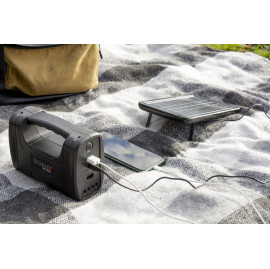 KIT INCLUDING SOLAR PANEL, POWER STATION, 3 160lm LED BULBS